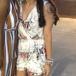 cute floral romper!!!